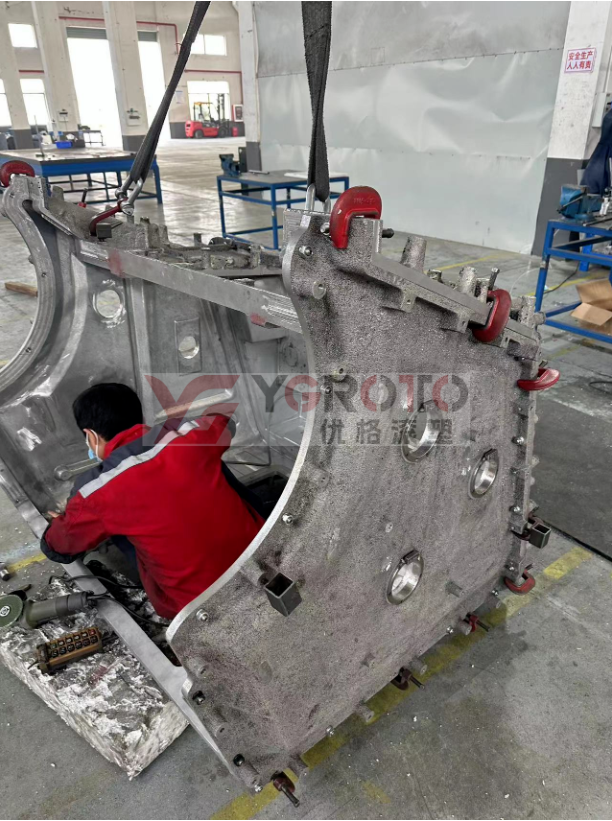 OEM Rotational molds Customization of various rotomorphic shapes in China factory rotomolding