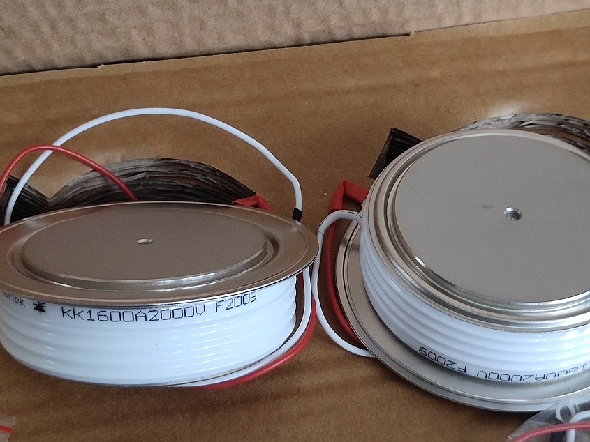 Selling thyristors and rectifier modules,The model is Y50ZPB0T