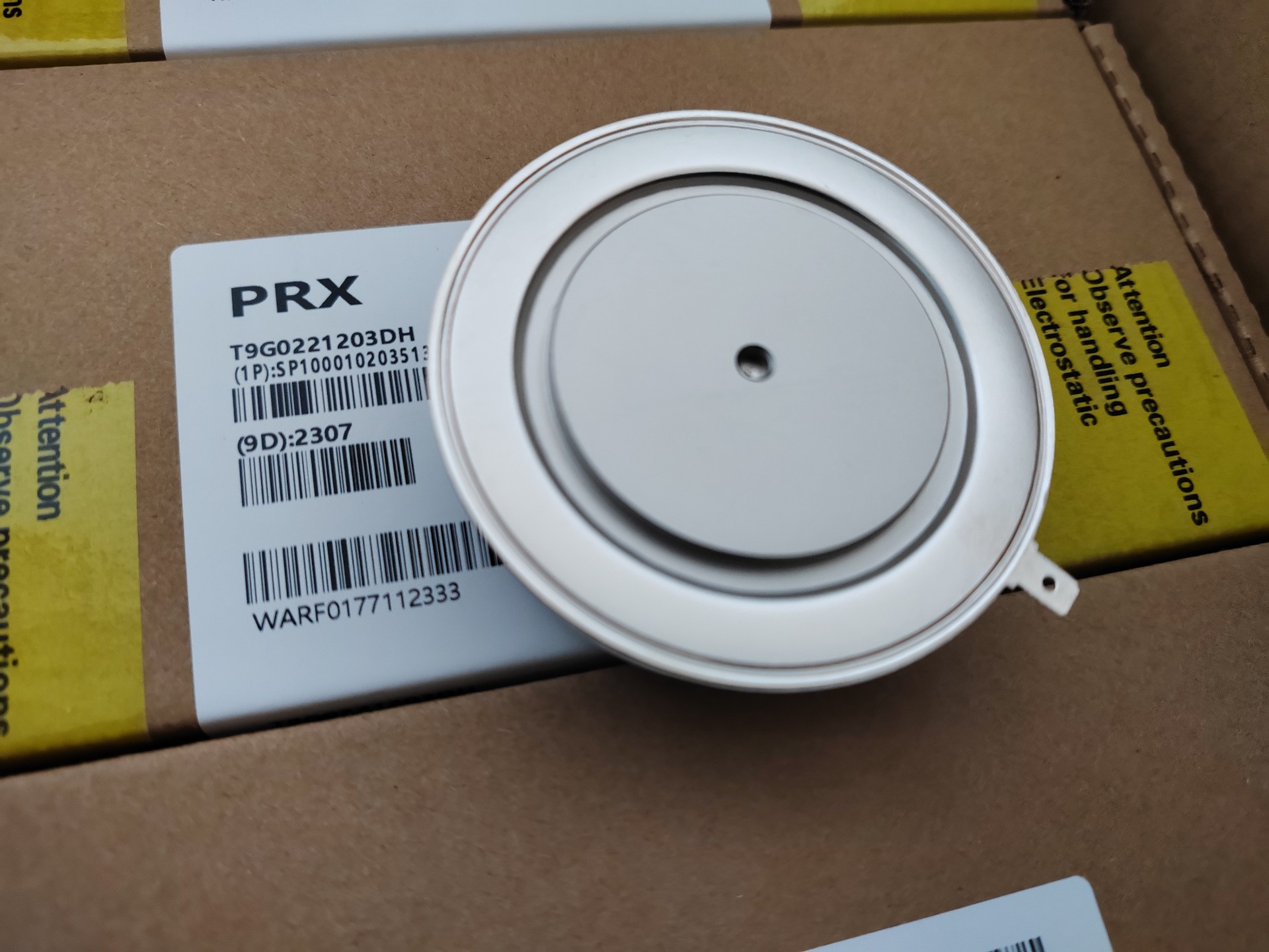 Selling thyristors and rectifier modules,The model is TBKC651203DH