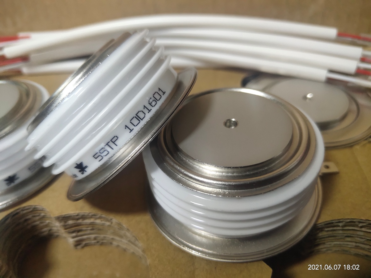 Selling thyristors and rectifier modules,The model is 5SGA2525H0001