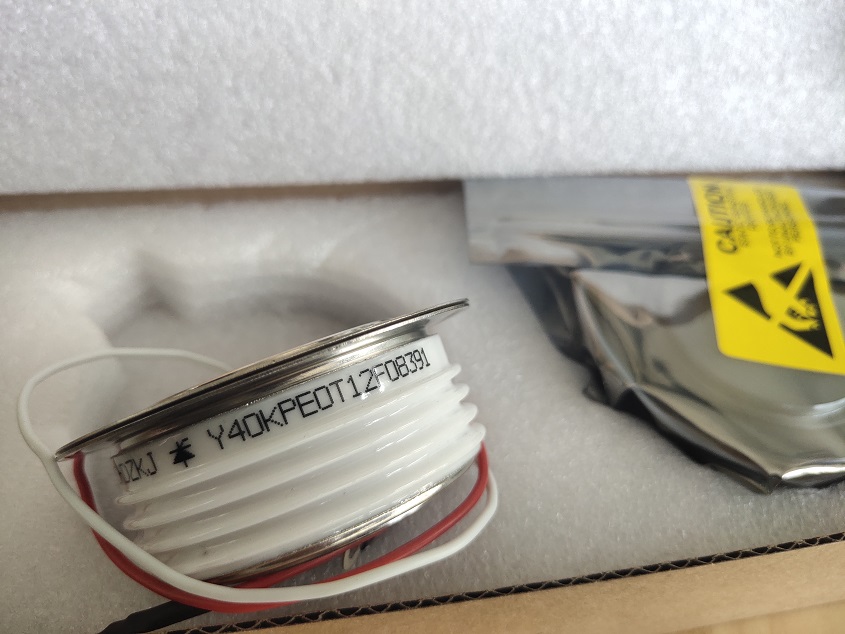 Selling thyristors and rectifier modules,The model is MTQ1002240L